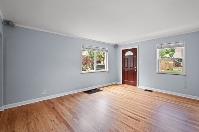32 Bon Jan Lane, Highland Heights, KY 41076