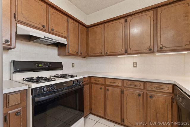 1912 W Delmar Street, Broken Arrow, OK 74012