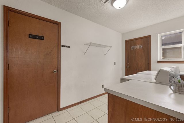 1912 W Delmar Street, Broken Arrow, OK 74012