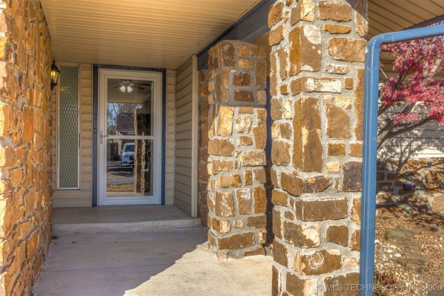 1912 W Delmar Street, Broken Arrow, OK 74012