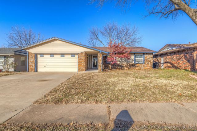 1912 W Delmar Street, Broken Arrow, OK 74012