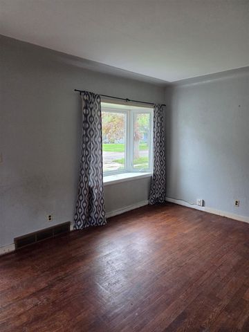 243 Winter Street, Battle Creek, MI 49015