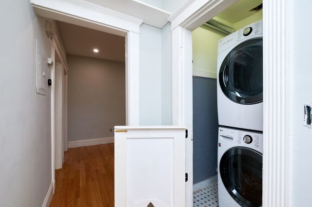 17 Mount Ida Rd 1, Boston, MA 02122