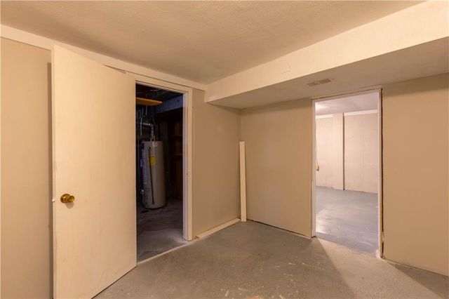 3339 S Vermont Avenue, Independence, MO 64052