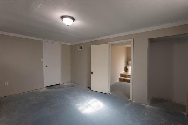 3339 S Vermont Avenue, Independence, MO 64052