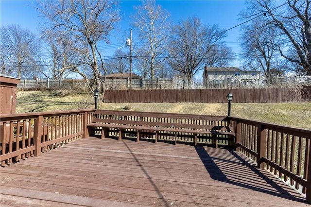 3339 S Vermont Avenue, Independence, MO 64052