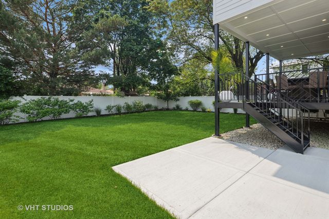 6012 N Ionia Avenue, Chicago, IL 60646