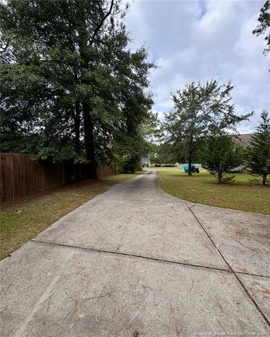 143 Trenton Court, Raeford, NC 28376