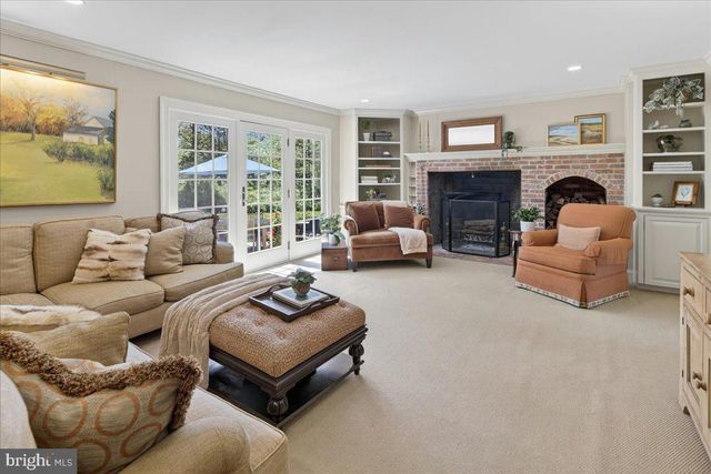 211 PENN VIEW DR, Pennington, NJ 08534
