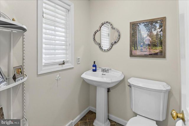 211 PENN VIEW DR, Pennington, NJ 08534