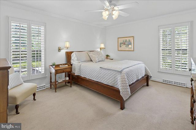 211 PENN VIEW DR, Pennington, NJ 08534