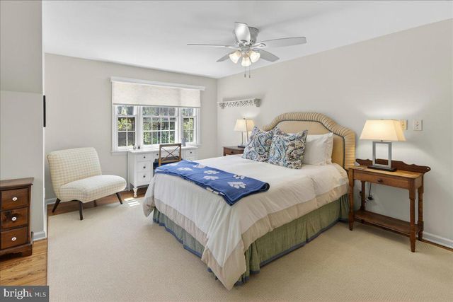 211 PENN VIEW DR, Pennington, NJ 08534