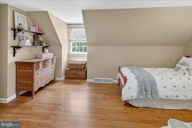 211 PENN VIEW DR, Pennington, NJ 08534