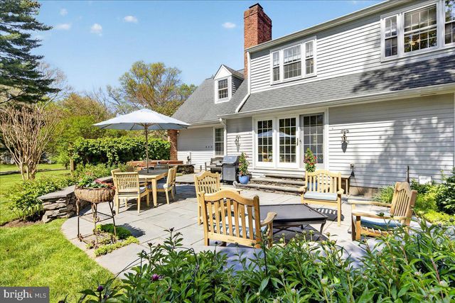 211 PENN VIEW DR, Pennington, NJ 08534