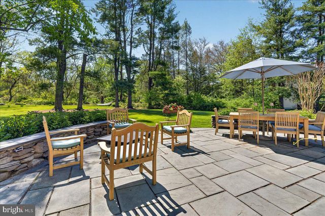 211 PENN VIEW DR, Pennington, NJ 08534