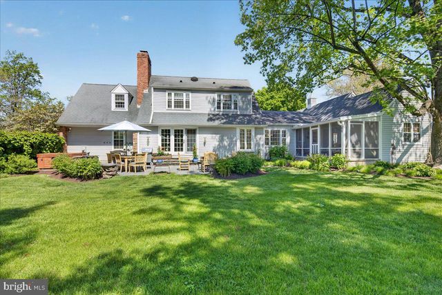 211 PENN VIEW DR, Pennington, NJ 08534