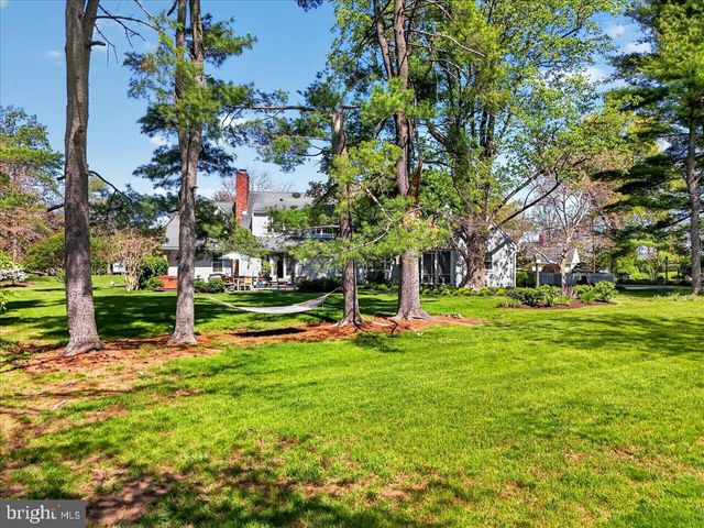 211 PENN VIEW DR, Pennington, NJ 08534