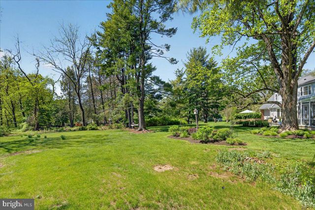 211 PENN VIEW DR, Pennington, NJ 08534