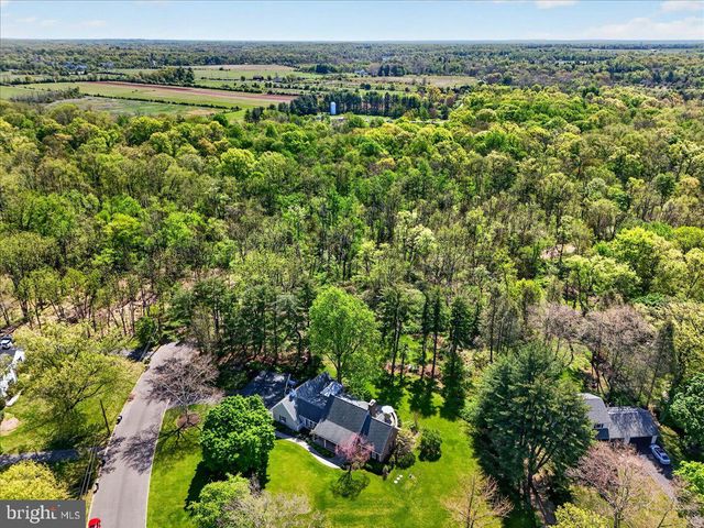 211 PENN VIEW DR, Pennington, NJ 08534