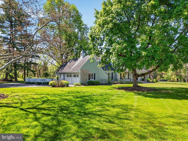 211 PENN VIEW DR, Pennington, NJ 08534