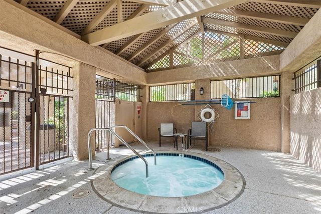 2352 Archwood 54, Simi Valley, CA 93063