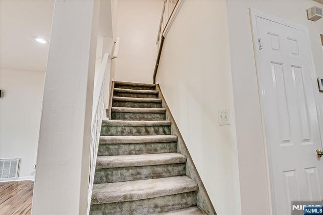 12 Tulip Court, Edison, NJ 08820