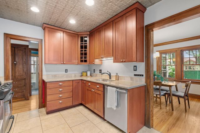 5315 Abbott Avenue S, Minneapolis, MN 55410