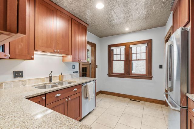 5315 Abbott Avenue S, Minneapolis, MN 55410