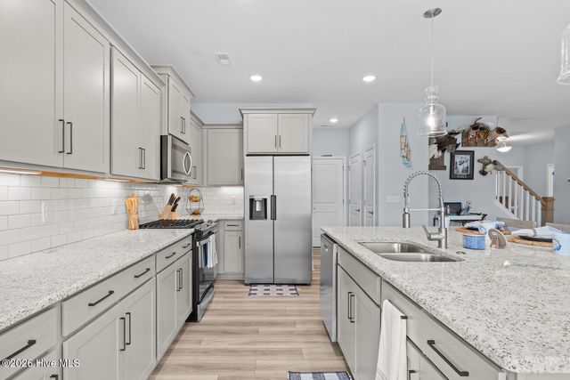 204 Balustrade Way, Hampstead, NC 28443