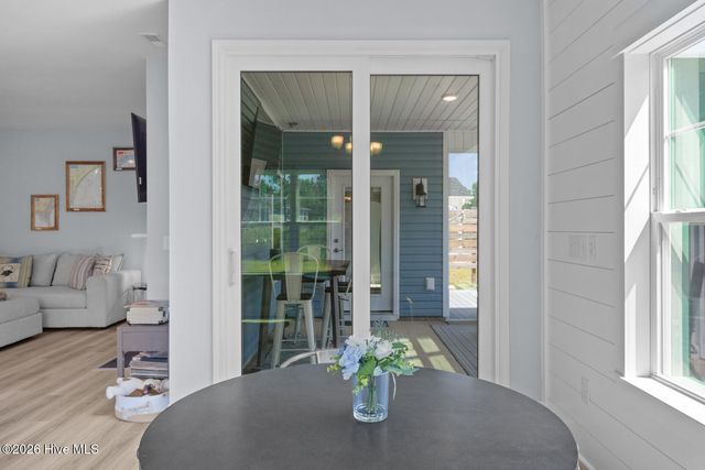 204 Balustrade Way, Hampstead, NC 28443