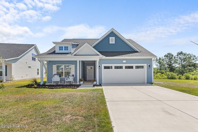 204 Balustrade Way, Hampstead, NC 28443