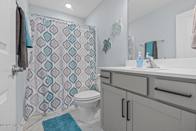 204 Balustrade Way, Hampstead, NC 28443
