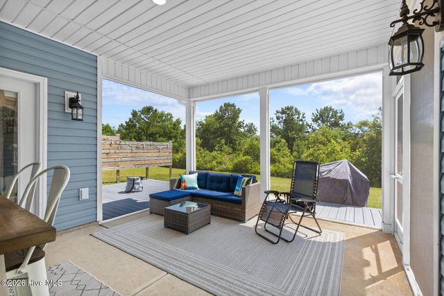 204 Balustrade Way, Hampstead, NC 28443