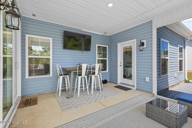 204 Balustrade Way, Hampstead, NC 28443