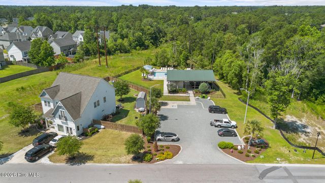 204 Balustrade Way, Hampstead, NC 28443