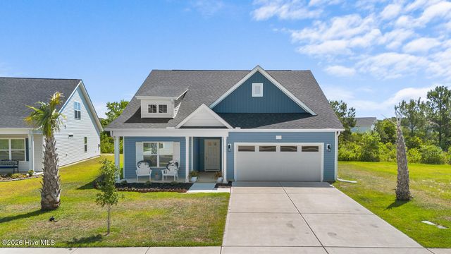204 Balustrade Way, Hampstead, NC 28443