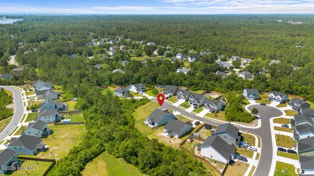 204 Balustrade Way, Hampstead, NC 28443