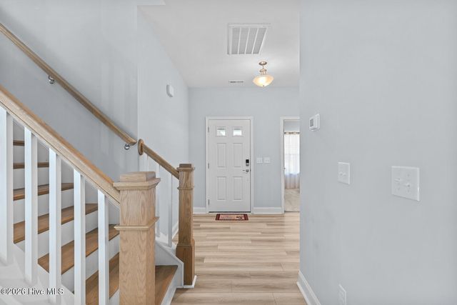 204 Balustrade Way, Hampstead, NC 28443