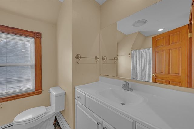 24 Orchard Ave 1, Waltham, MA 02452