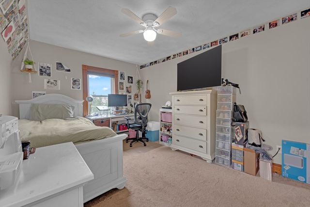 24 Orchard Ave 1, Waltham, MA 02452