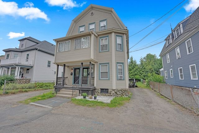 24 Orchard Ave 1, Waltham, MA 02452