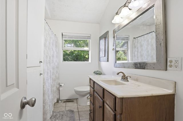 7528 S New Jersey Street, Indianapolis, IN 46227