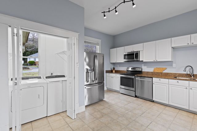 5720 Saint Elmo Avenue, Chattanooga, TN 37409