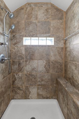 5720 Saint Elmo Avenue, Chattanooga, TN 37409