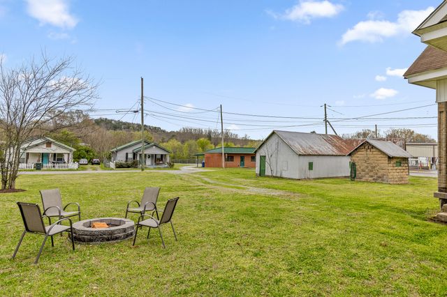 5720 Saint Elmo Avenue, Chattanooga, TN 37409