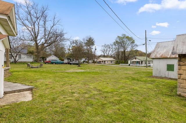 5720 Saint Elmo Avenue, Chattanooga, TN 37409