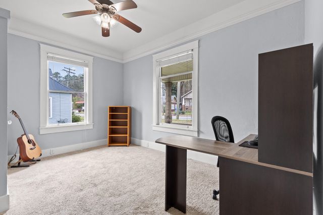 5720 Saint Elmo Avenue, Chattanooga, TN 37409