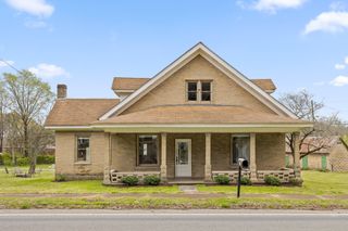 5720 Saint Elmo Avenue, Chattanooga, TN 37409