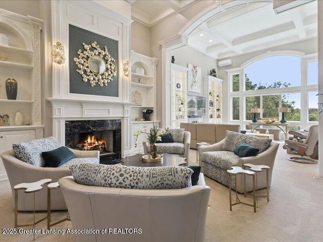 2471 Overglen Court, East Lansing, MI 48823