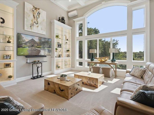 2471 Overglen Court, East Lansing, MI 48823